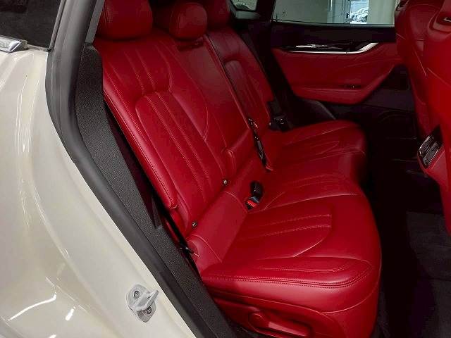 マセラティ Levanteの画像9