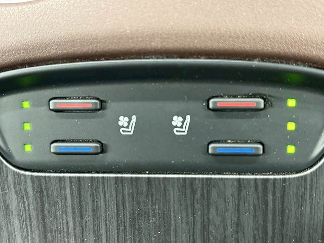 トヨタ ハリアーハイブリッドの画像6