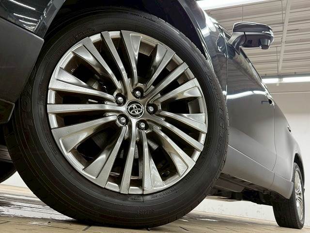 トヨタ ハリアーハイブリッドの画像12