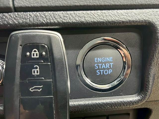 トヨタ ランドクルーザープラドの画像16