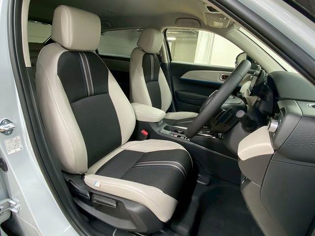 ホンダ ヴェゼルハイブリッドの画像10