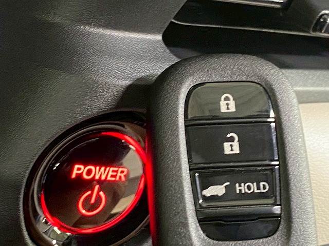 ホンダ ヴェゼルハイブリッドの画像16