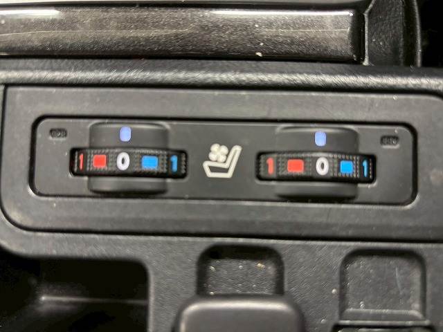 ランドクルーザープラドTX“Lパッケージ・Black Edition 内装他