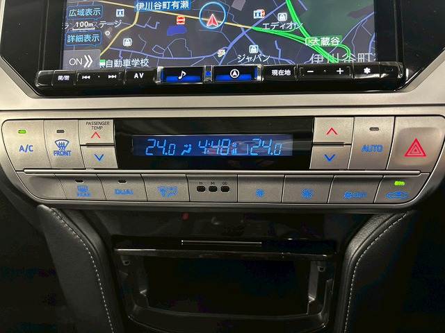 トヨタ ランドクルーザープラドの画像13