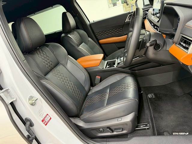 三菱 アウトランダーPHEVの画像9
