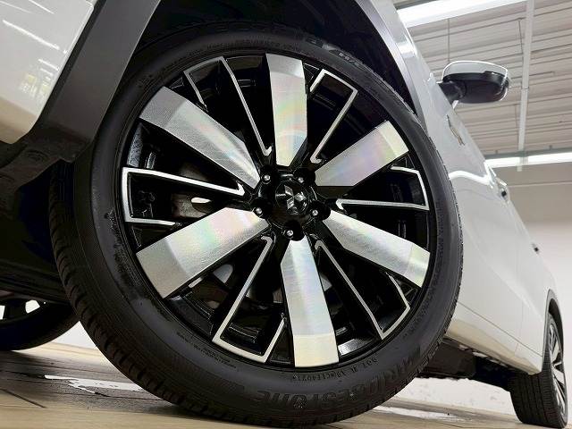 三菱 アウトランダーPHEVの画像11