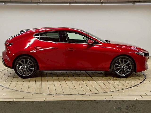 マツダ MAZDA3 FASTBACKの画像18
