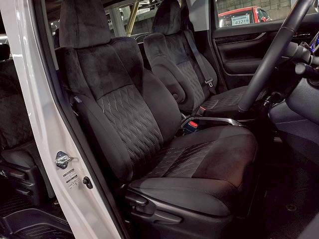 トヨタ ヴェルファイアの画像9