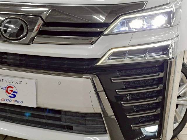 トヨタ ヴェルファイアの画像11