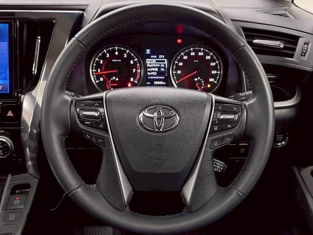 トヨタ ヴェルファイアの画像14