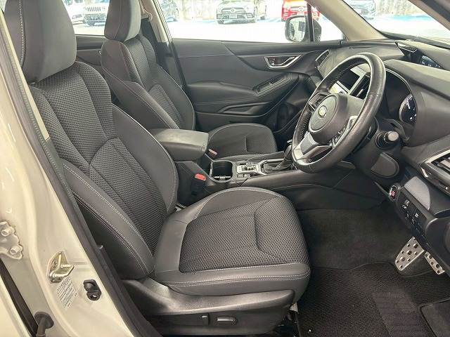 スバル フォレスターの画像11