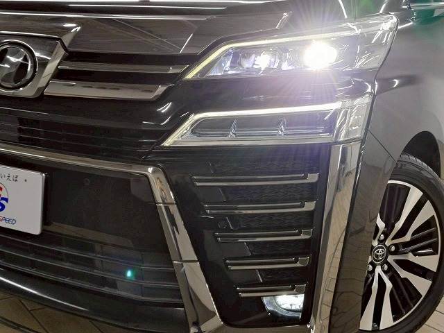 トヨタ ヴェルファイアの画像20