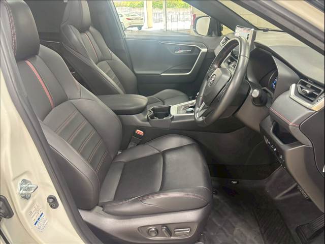 トヨタ RAV4 PHVの画像11