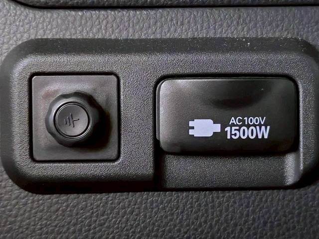 トヨタ ヴォクシーハイブリッドの画像7