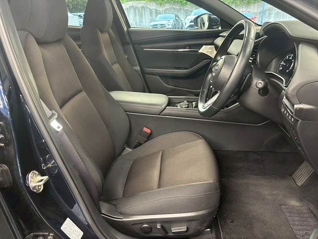 マツダ MAZDA3 FASTBACKの画像11