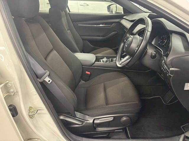 マツダ MAZDA3 FASTBACKの画像9