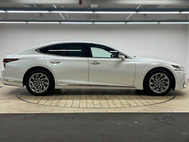 レクサス LSの画像18