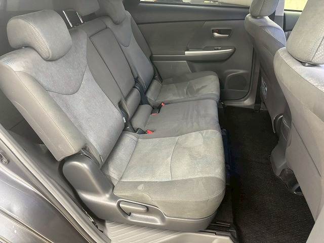 トヨタ&nbsp;プリウスαの画像8