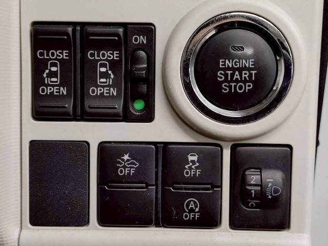 ムーヴキャンバスX “リミテッドメイクアップSAII” 内装他