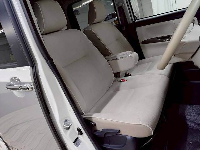 ダイハツ ムーヴキャンバスの画像9