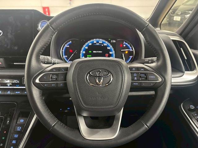 トヨタ ヴォクシーハイブリッドの画像14