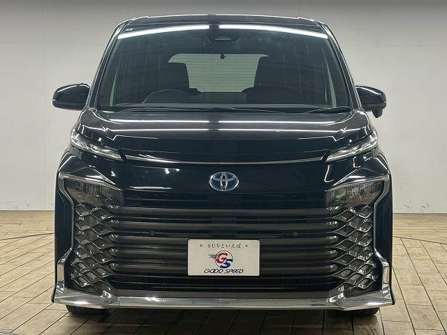 トヨタ ヴォクシーハイブリッドの画像17