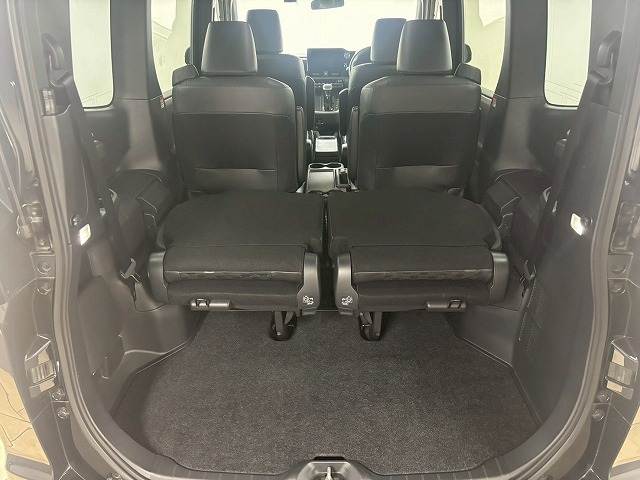 トヨタ ヴォクシーハイブリッドの画像20