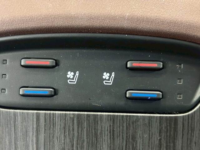 トヨタ ハリアーハイブリッドの画像8