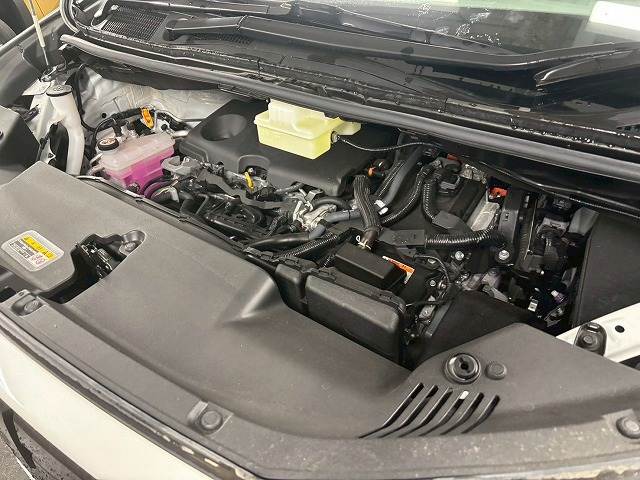 トヨタ アルファードハイブリッドの画像15