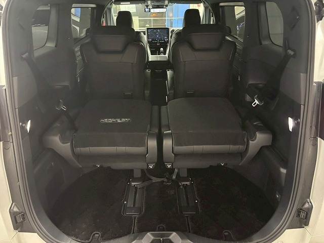 トヨタ アルファードハイブリッドの画像20