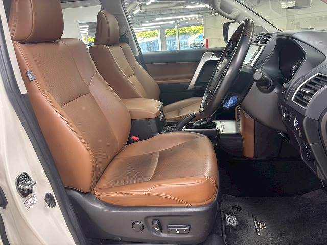 トヨタ ランドクルーザープラドの画像9