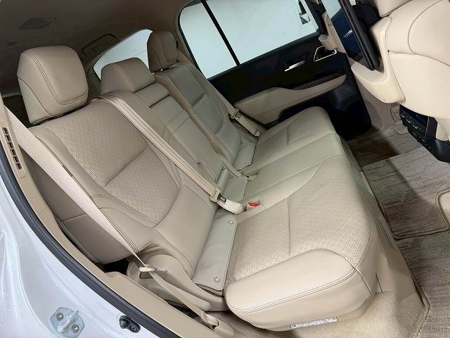 トヨタ ランドクルーザー300系の画像10