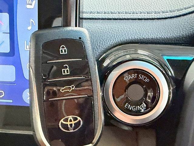 トヨタ ランドクルーザー300系の画像16