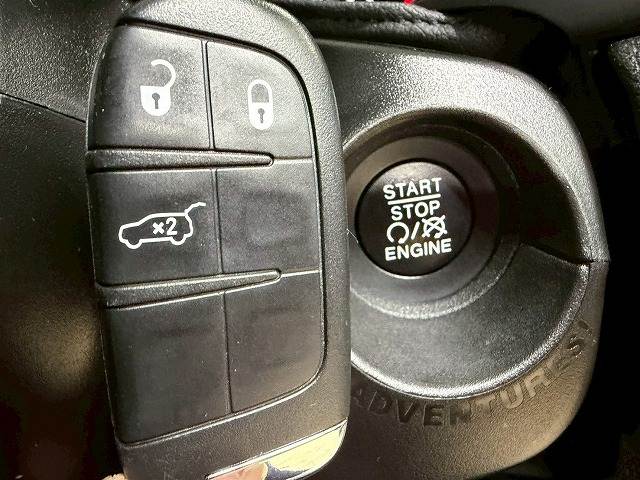 クライスラー JEEP Renegadeの画像15