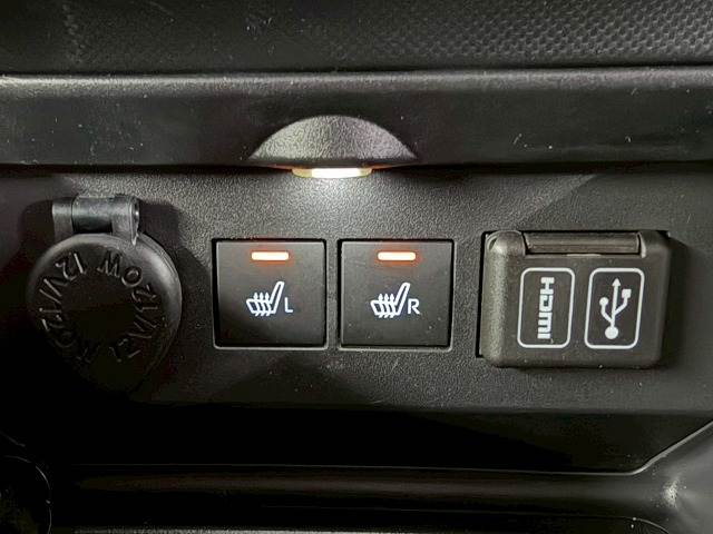 ライズハイブリッド Z 内装他