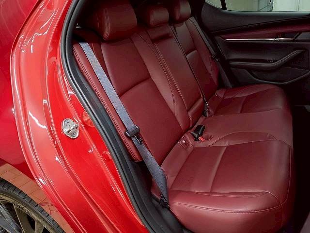 マツダ MAZDA3 FASTBACKの画像10