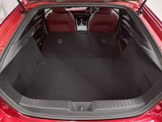 マツダ MAZDA3 FASTBACKの画像20