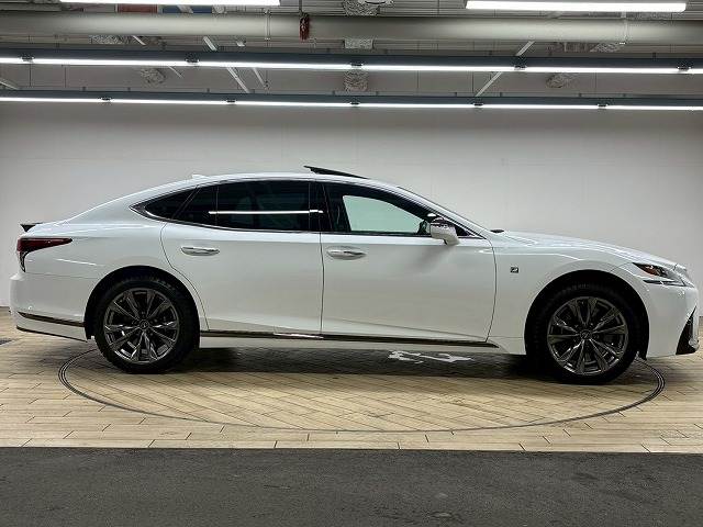 レクサス LSの画像18