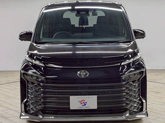 トヨタ ヴォクシーの画像17