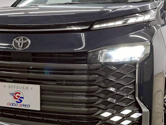 トヨタ ヴォクシーの画像11