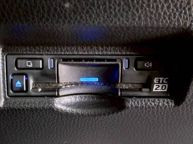 トヨタ ヴォクシーの画像13