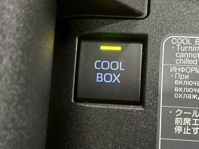 トヨタ ランドクルーザー300系の画像8