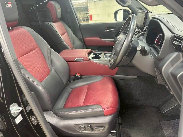 トヨタ ランドクルーザー300系の画像11