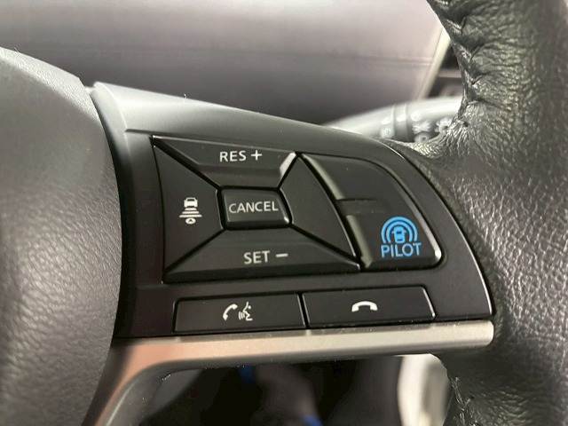 セレナe-POWER ハイウェイスターV 内装他