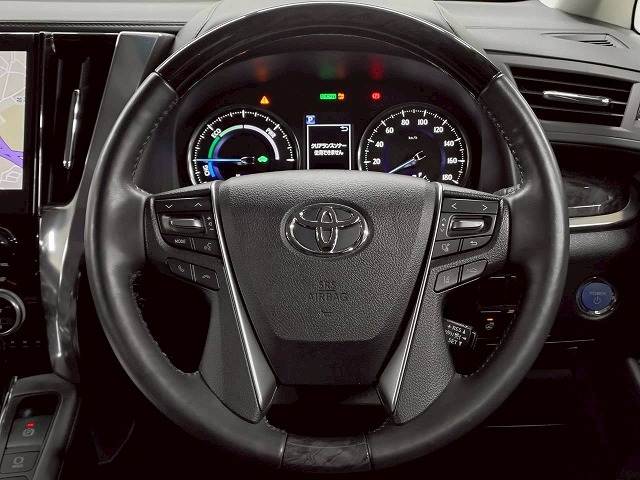 トヨタ アルファードハイブリッドの画像14