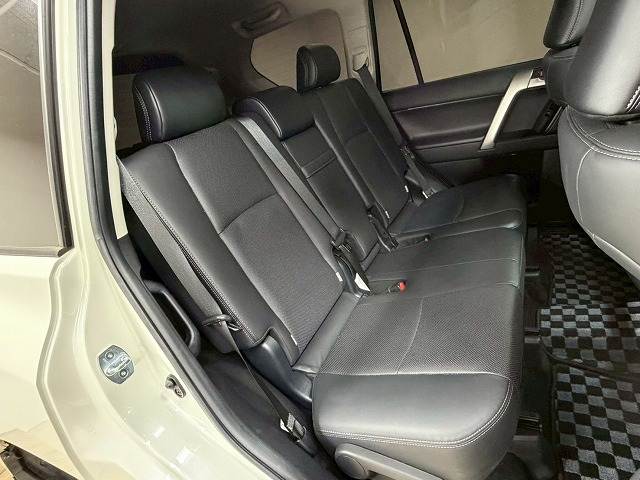 トヨタ ランドクルーザープラドの画像9
