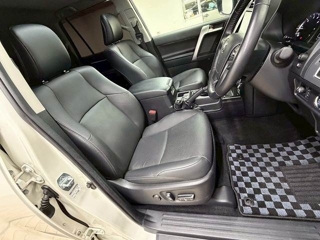 トヨタ ランドクルーザープラドの画像10