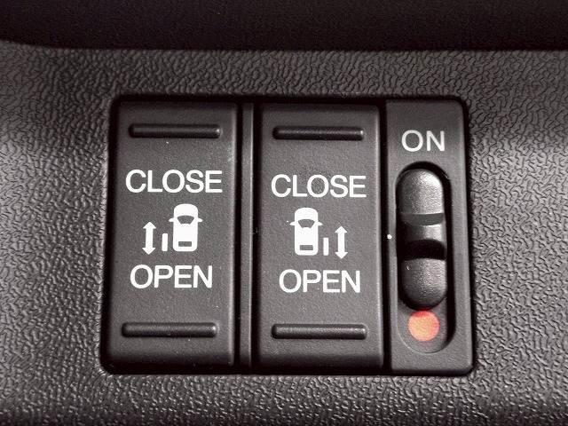 ステップワゴンスパーダ 2WDSPADA Cool Spirit Honda SENSING 8人乗り 内装他