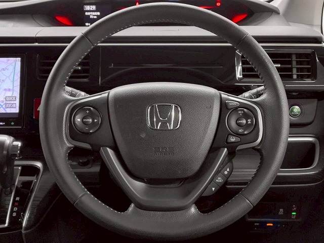 ホンダ ステップワゴンスパーダ 2WDの画像14