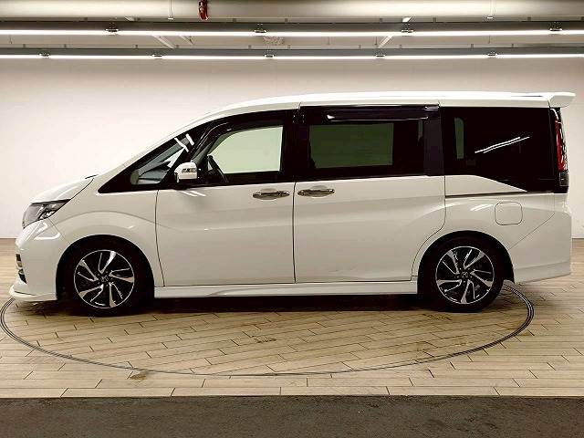 ホンダ ステップワゴンスパーダ 2WDの画像18